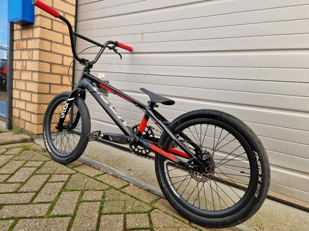 Meybo 2023 Holeshot Pro 22.5 Bike Black/Red