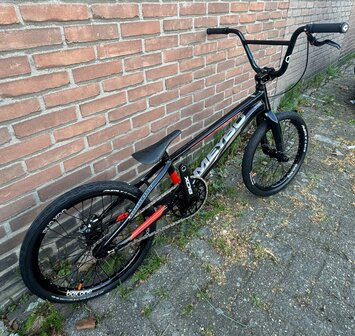 Meybo Holeshot Black/Red BMX Fiets Pro 22.5