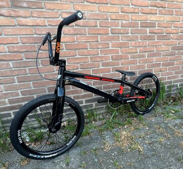 Meybo Holeshot Black/Red BMX Fiets Pro 22.5