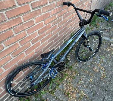 StayStrong V3 Frame - Custom BuildBMX Bike - Expert - Grey