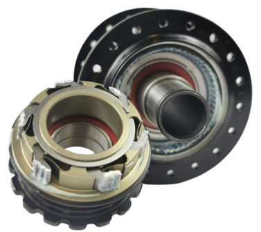 ICE Hacker X Disc 36T 15/10mm Rear Hub inside