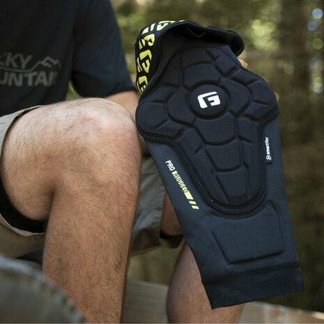 G-Form Pro Rugged 2 MTB Knie Pads BMX World