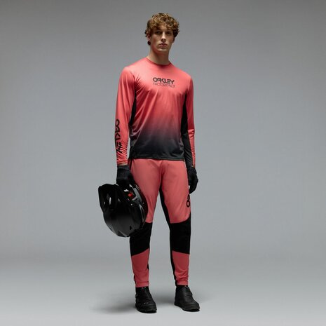 Oakley Maven Scrub Hose &ndash; Paloma